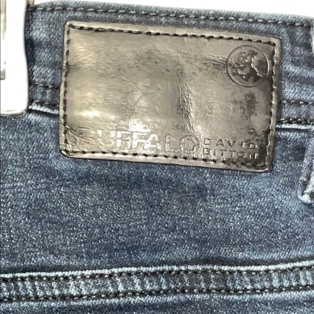 Indigo Blue Straight-Leg Jeans with Full-Length Design